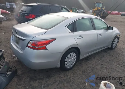 2015 Nissan Altima 2.5 S из США, поврежденный, VIN 1N4AL3AP8FC178955